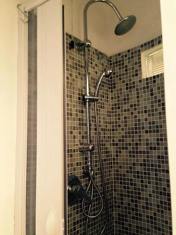 Apartman Studio Monte Ceneri 71 Hotel Milánó